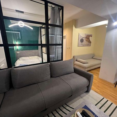סקופיה Gigi Apartment By Eluxory מראה חיצוני תמונה