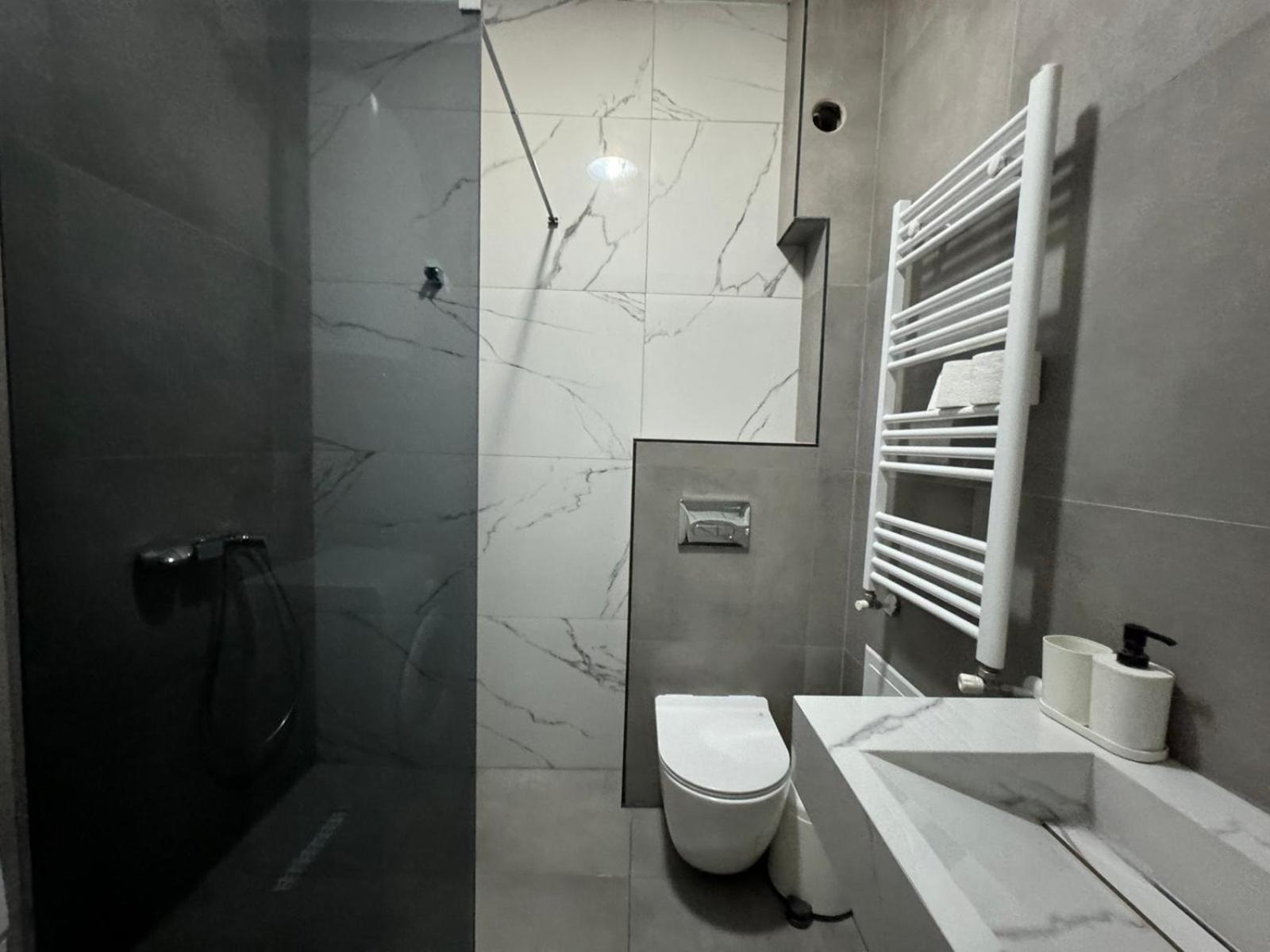 סקופיה Gigi Apartment By Eluxory מראה חיצוני תמונה